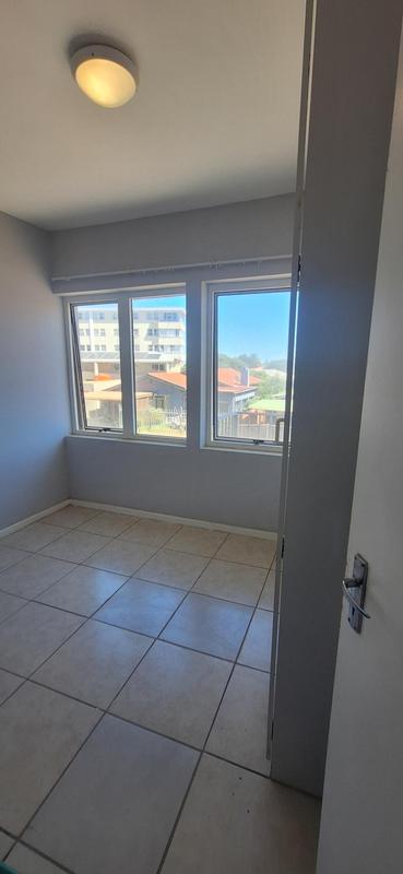 To Let 2 Bedroom Property for Rent in Strand Western Cape